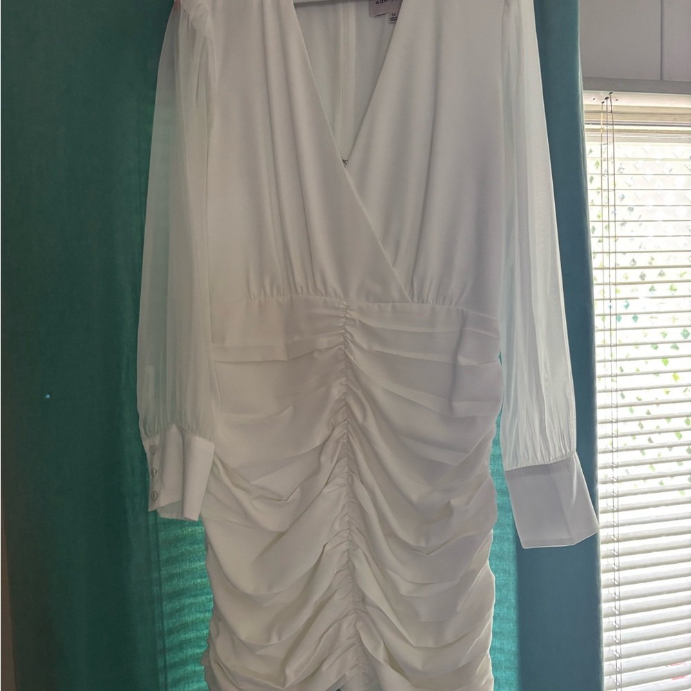 Adelyn Rae White Ruched Dress - Picture 3 of 3